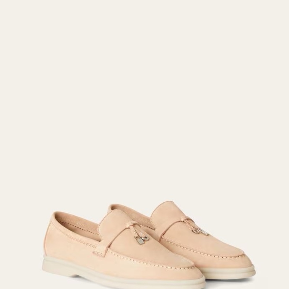 Loro Piana Summer Charms Walk - Picture 10 of 13